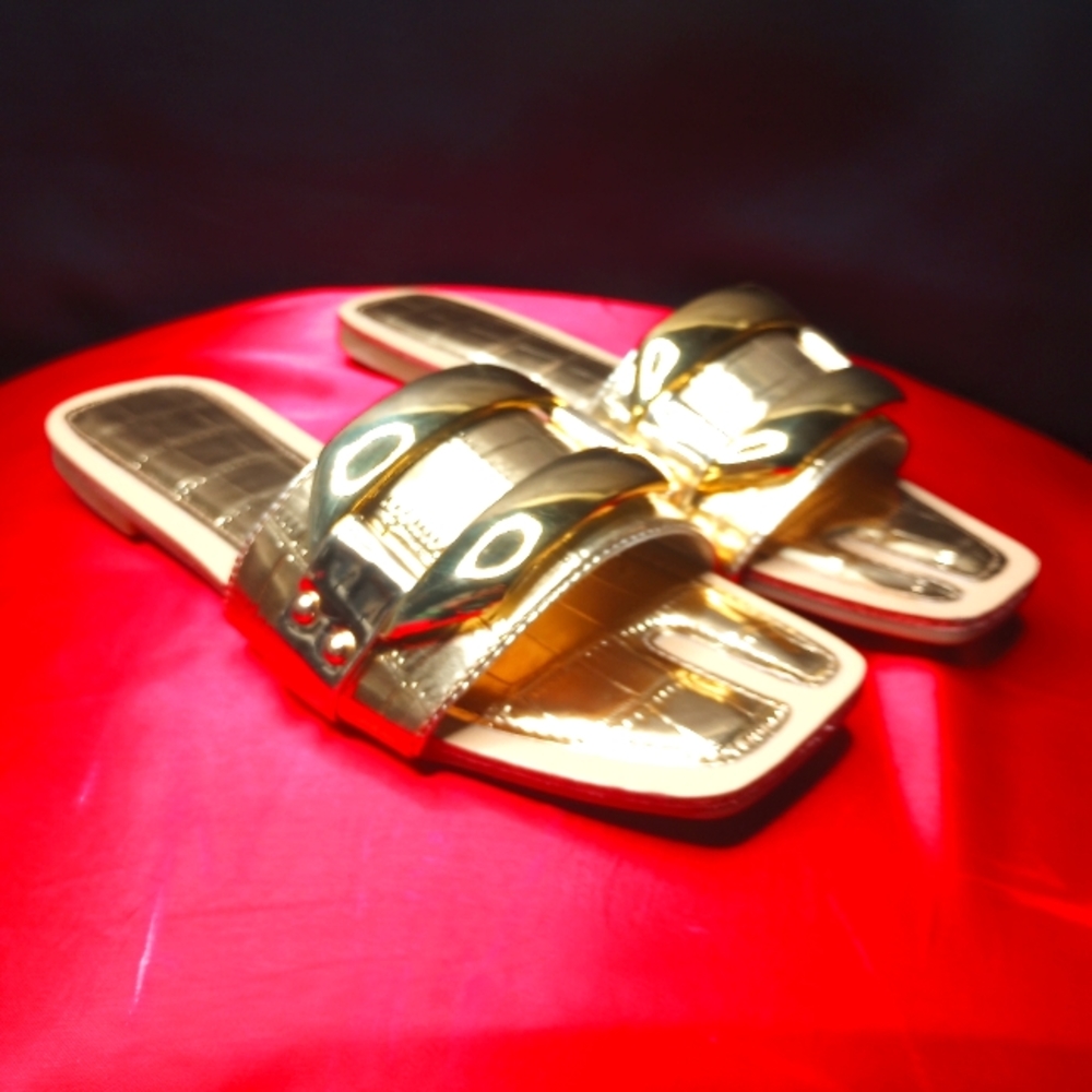 Women's Gold Sandals (Size 5.5)